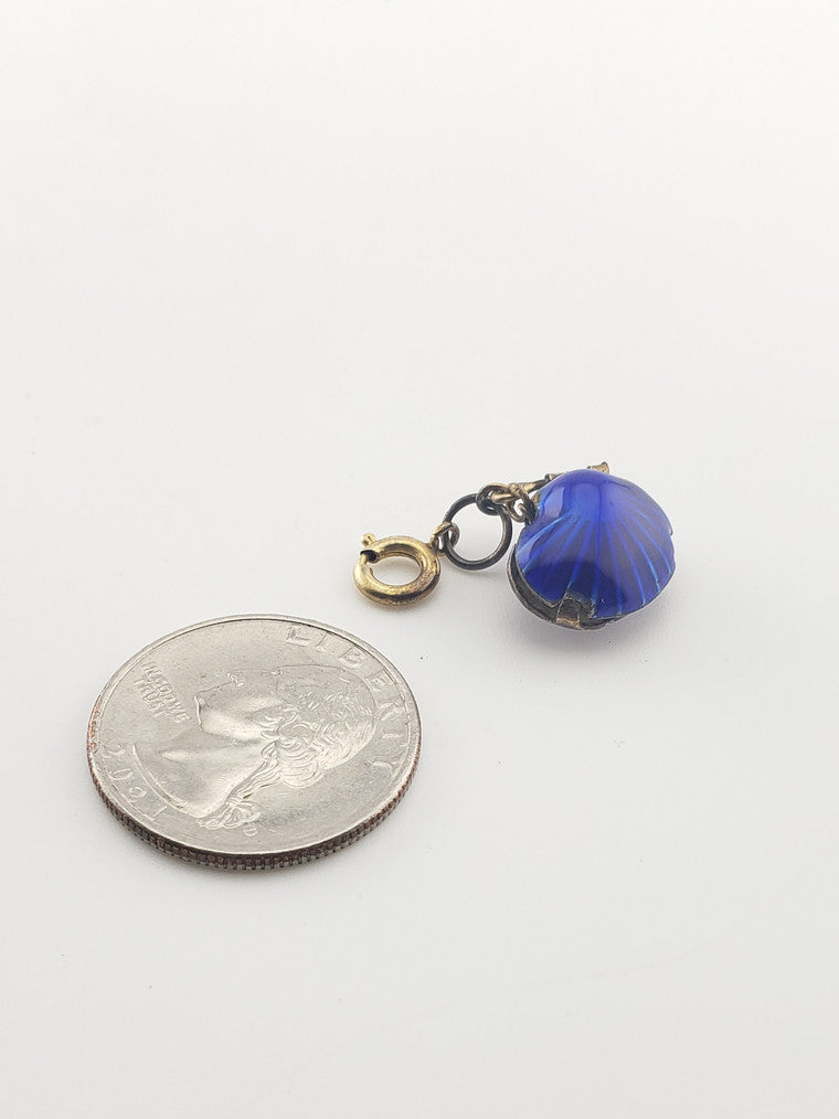 GF & SS Vintage Cobalt Blue Clam Shell Charm