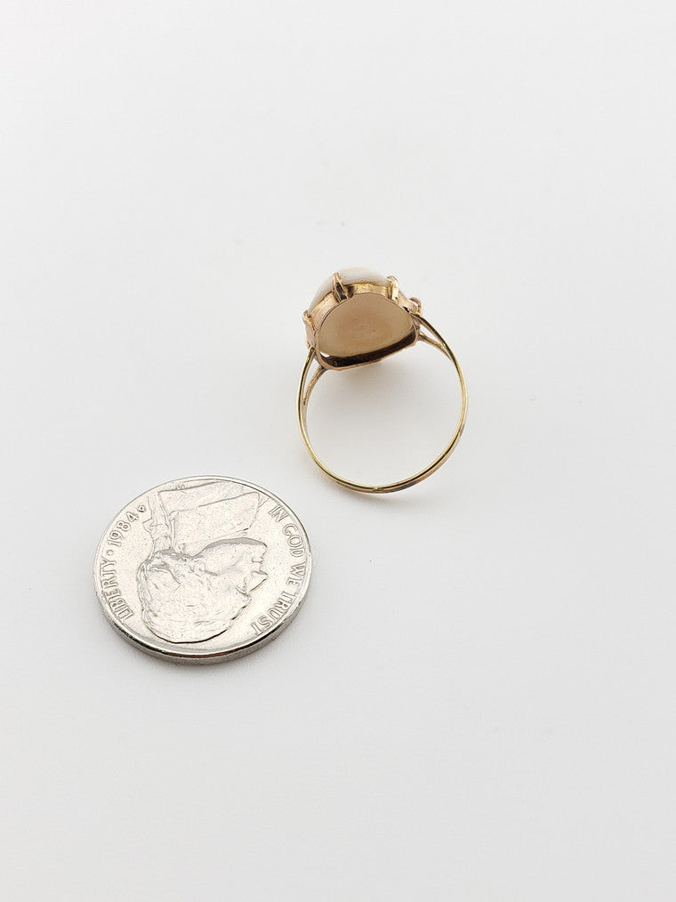 14k White Cameo Ring