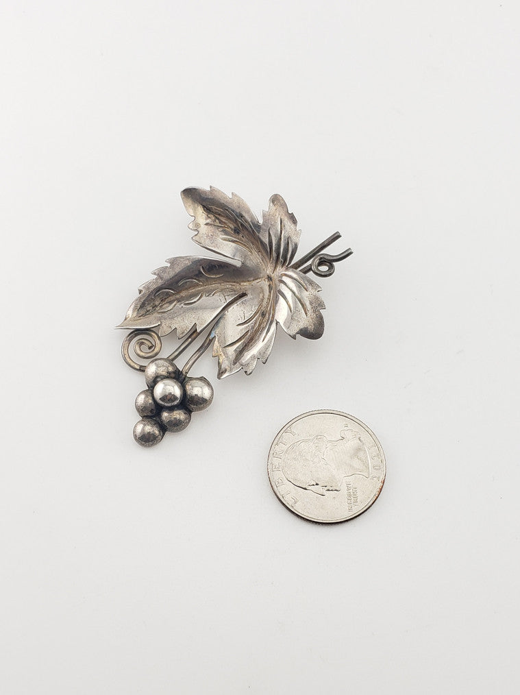 SS Grapes w/ Leaf Pin