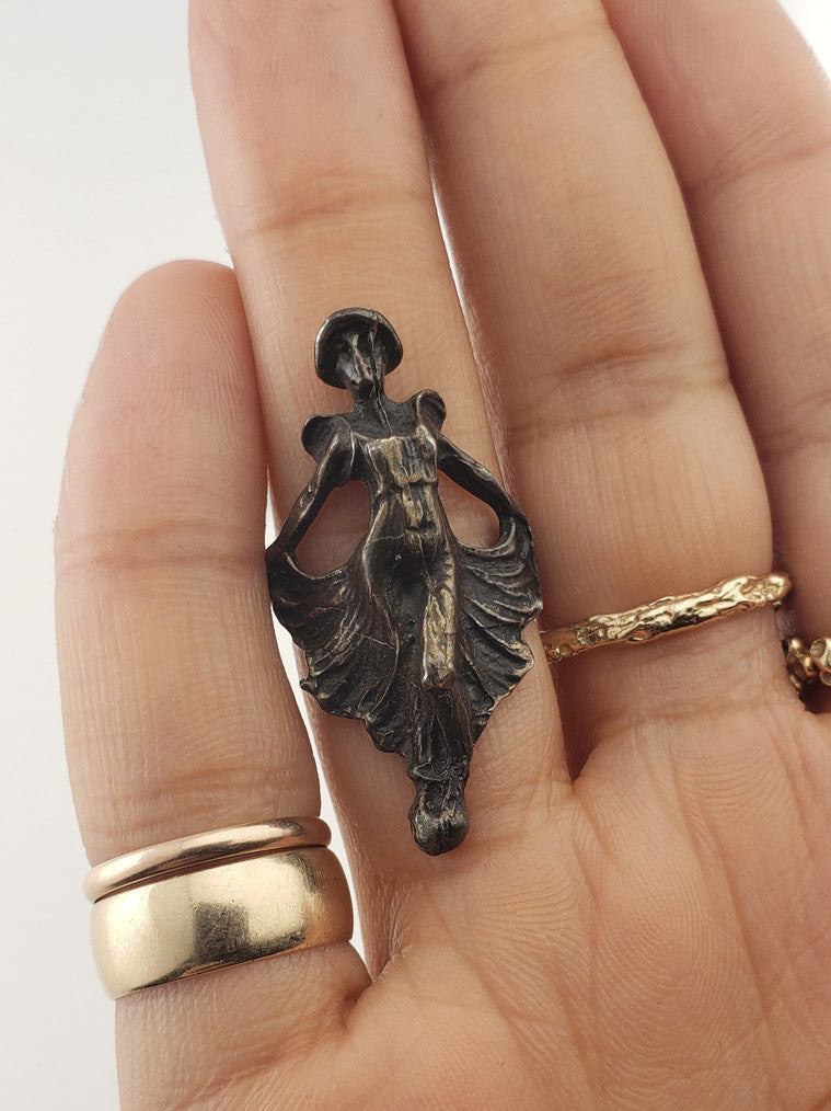 SS Dancer Ring