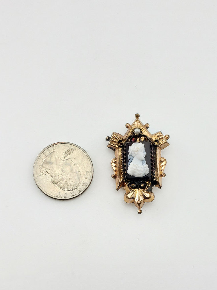 GF Victorian Cameo Pin