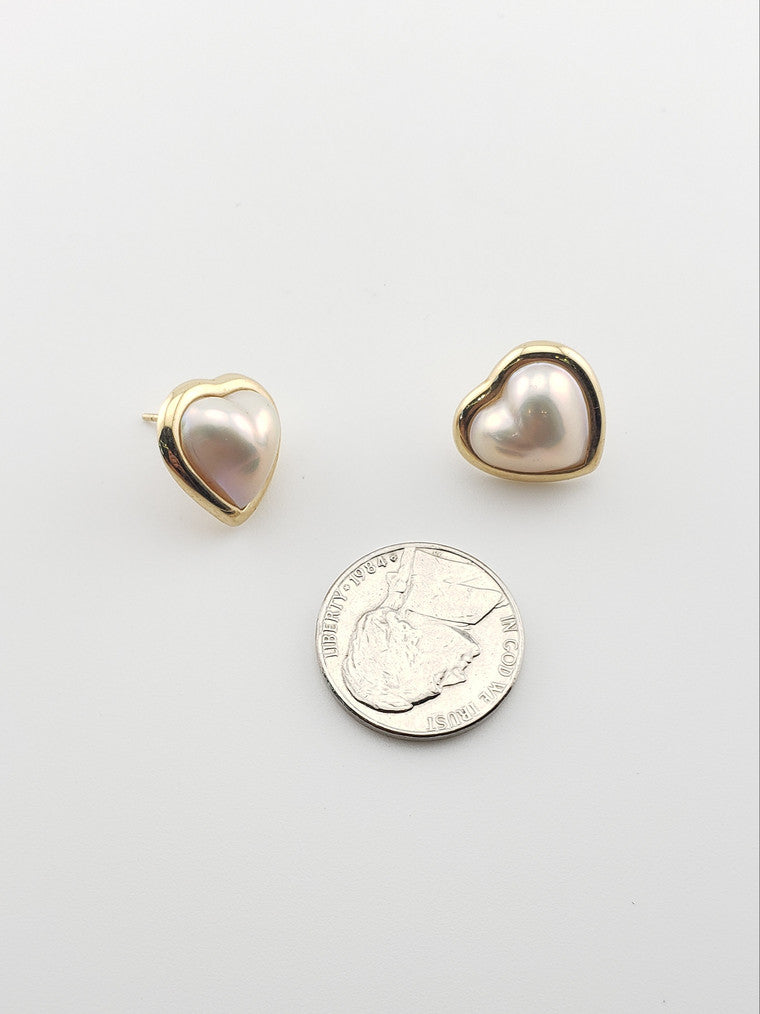 Puffy Mabe Pearl Heart Studs