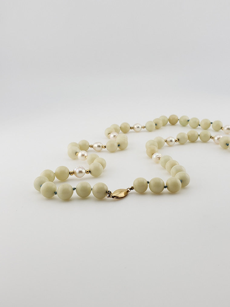 Chalcedony & Pearl Strand