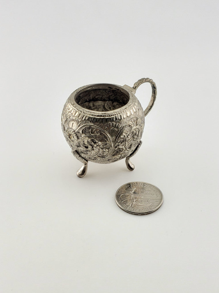Silver 3 Leg Pot