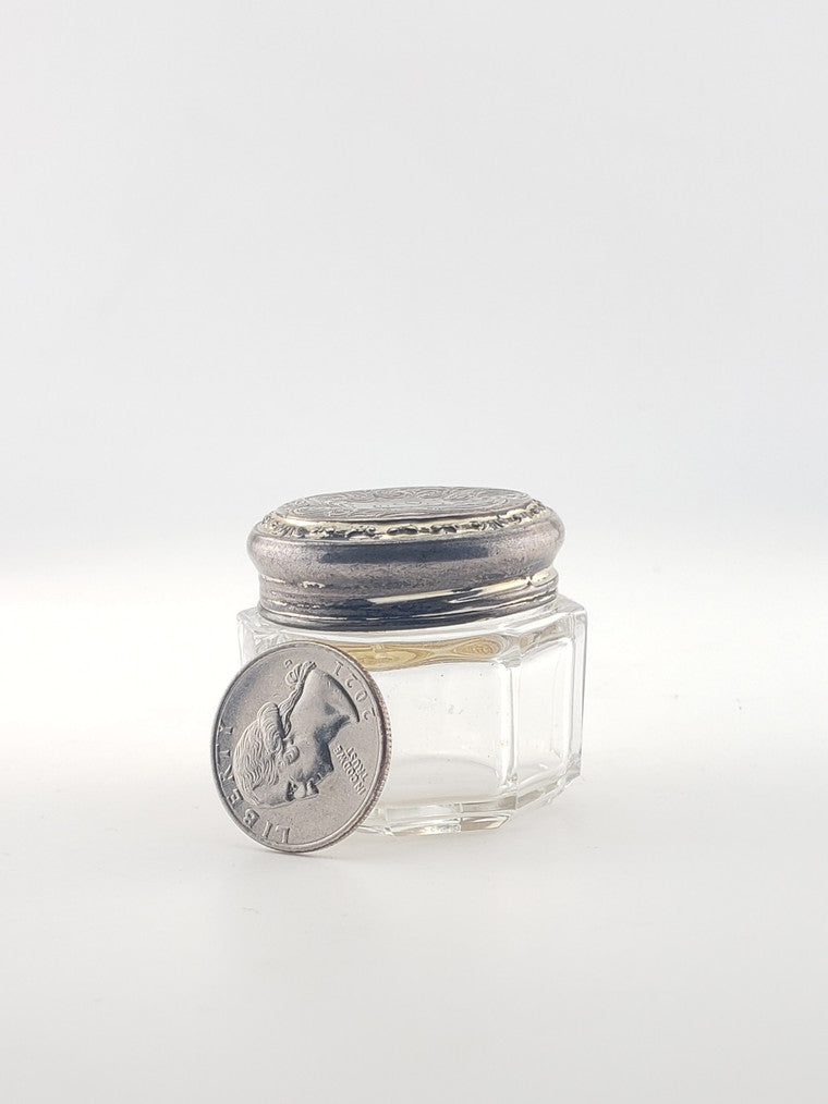 Mini Jar w/ Silver Top
