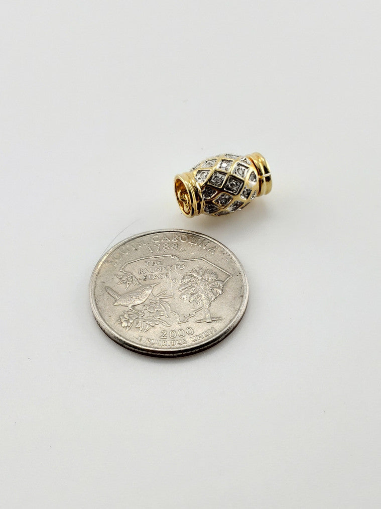 Pineapple Diamond Clasp
