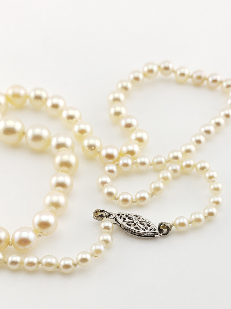Graduating Saltwater Pearl Necklace
