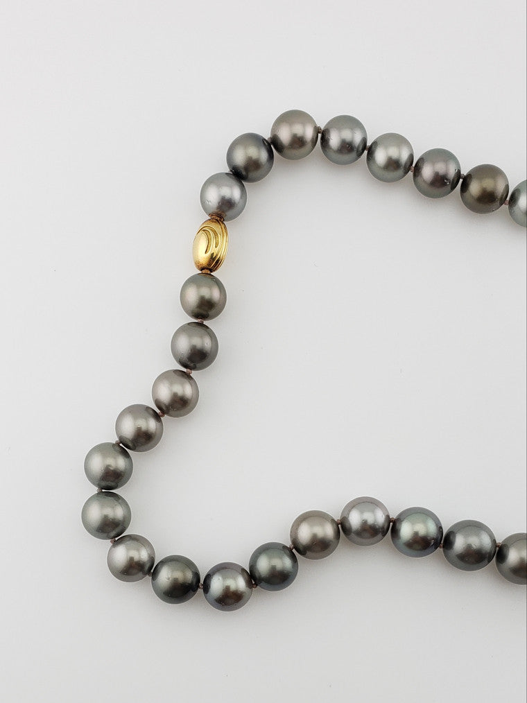 Pearl Strand #62- Gray South Sea