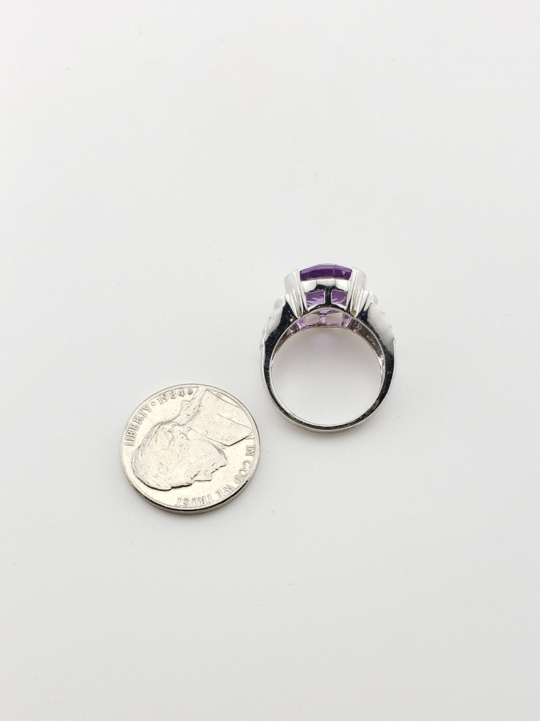 Half Bezel Amethyst Ring
