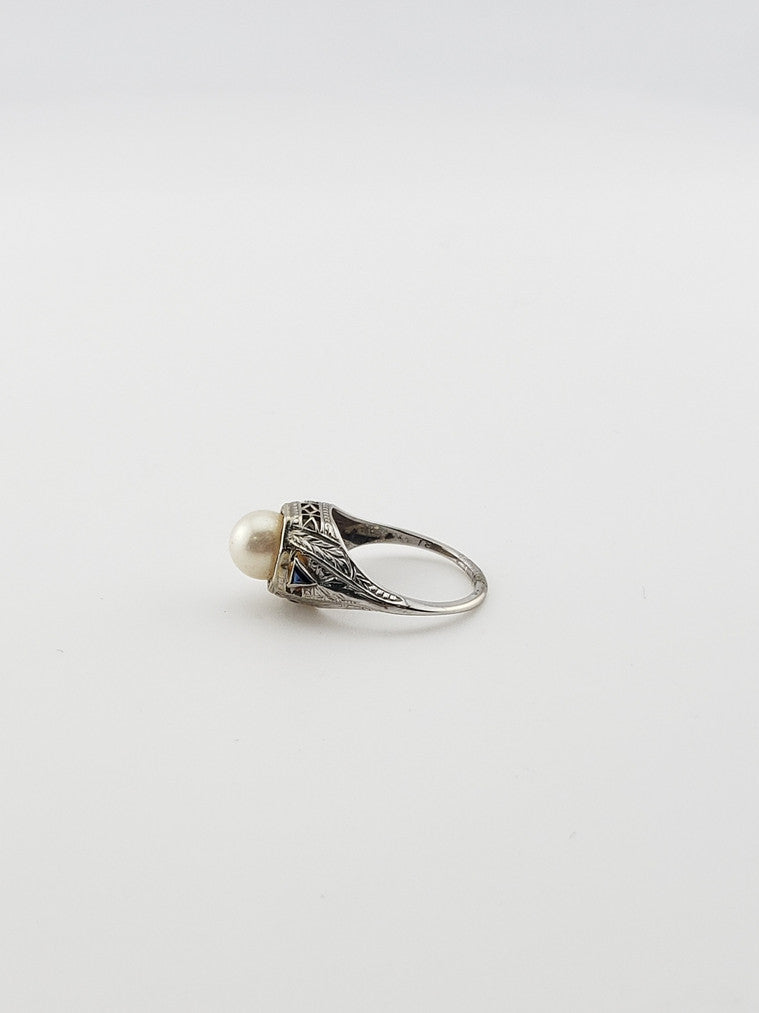Pearl Solitaire Ring
