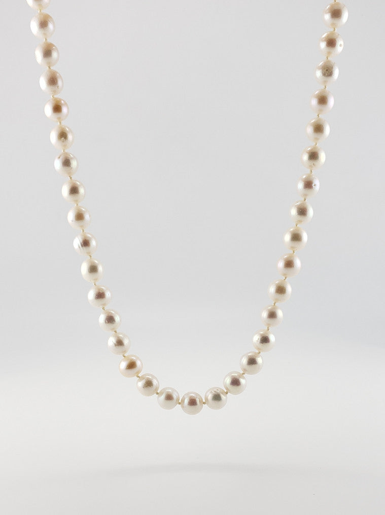 Pearl Strand #37- White
