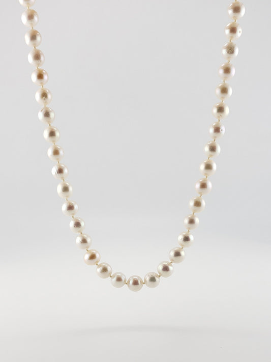 Pearl Strand #37- White