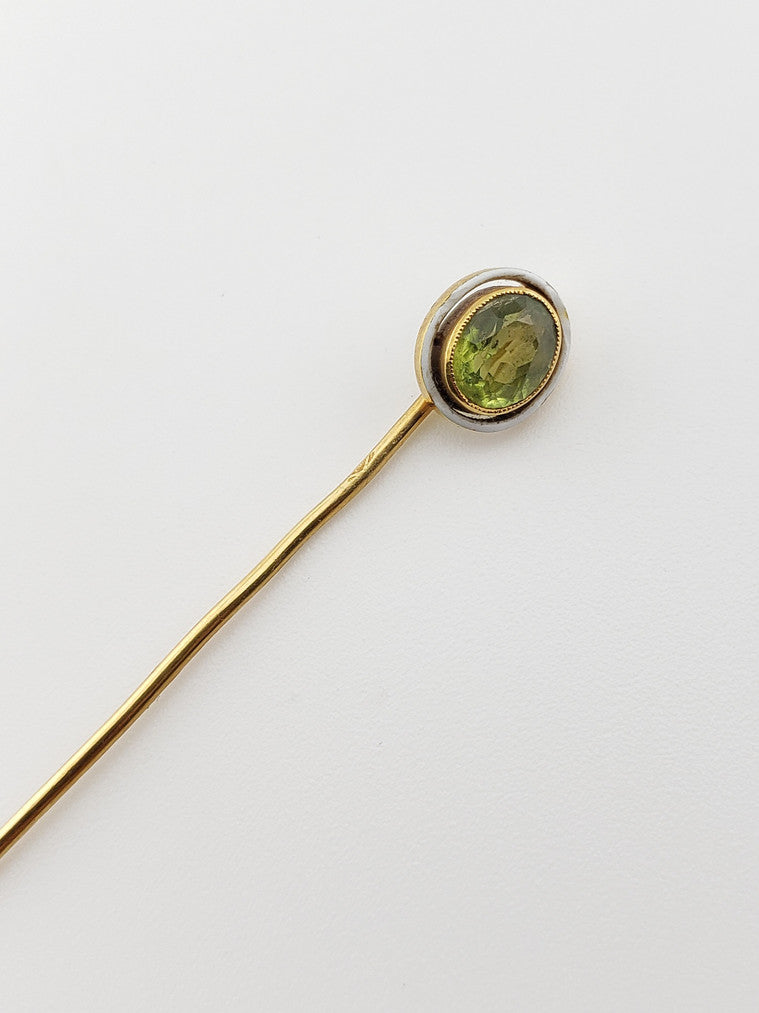 Oval Peridot Stickpin