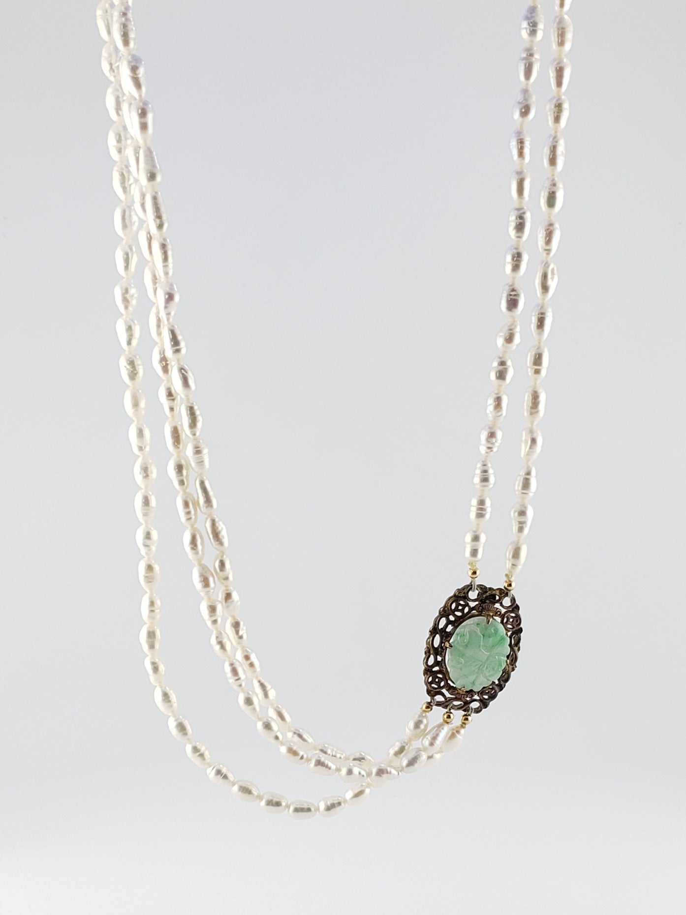 Triple Pearl Strand #52- w/ Jade