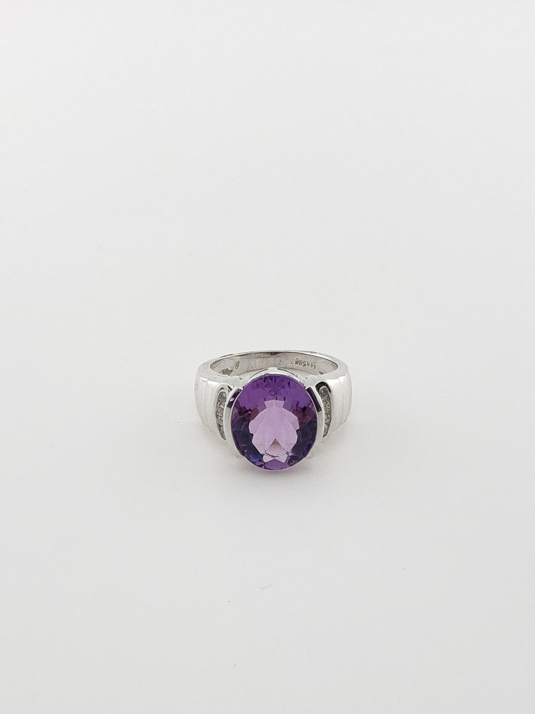 Half Bezel Amethyst Ring