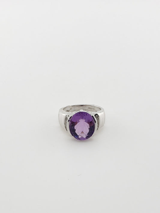 Half Bezel Amethyst Ring