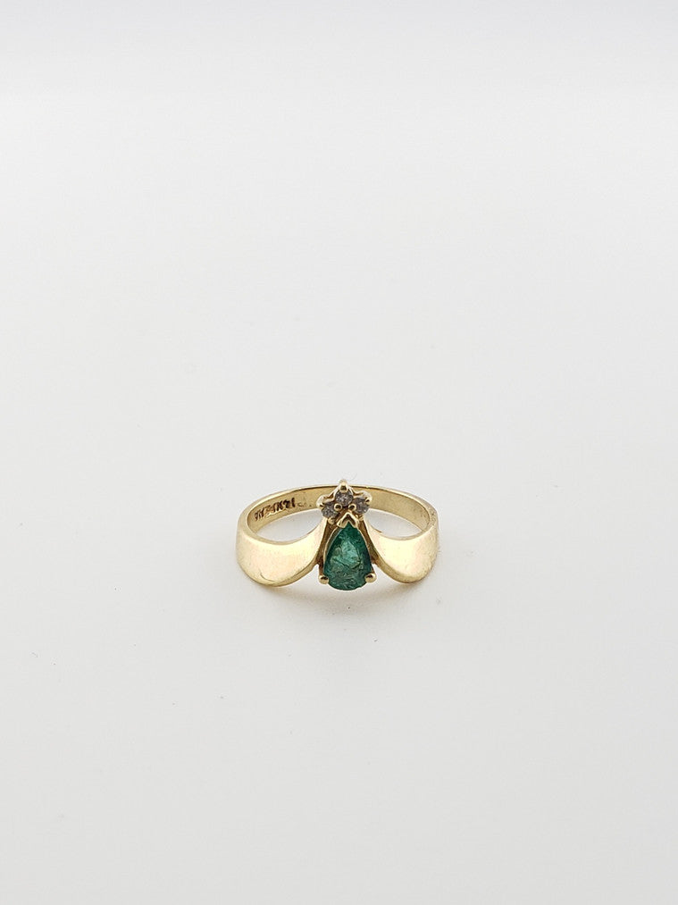 Pear Emerald Tiara Ring