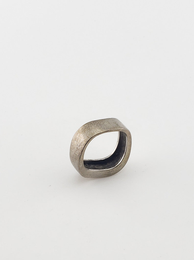 SS Wave Ring
