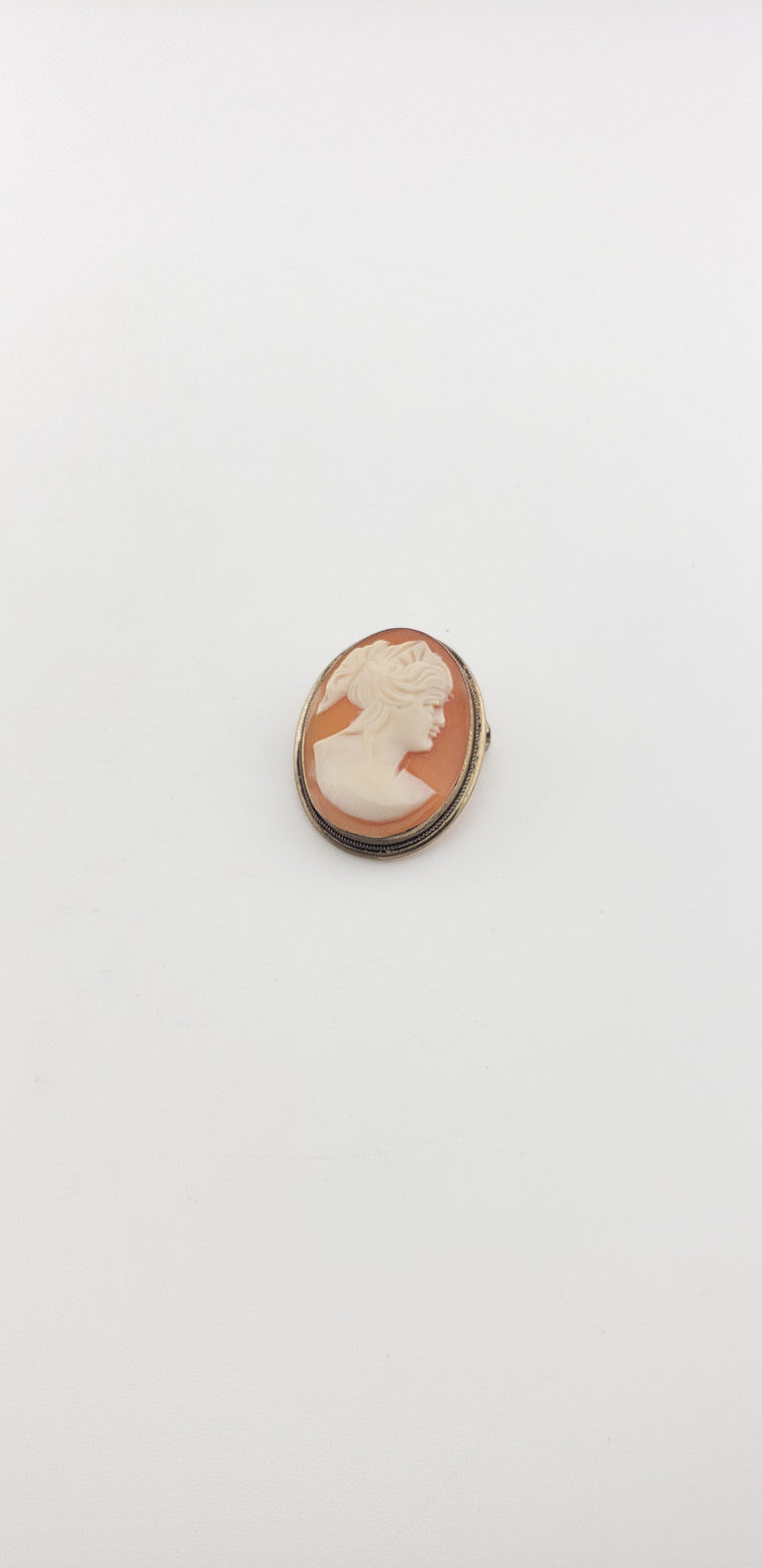 1930's Victorian Lady Cameo Brooch Pendant