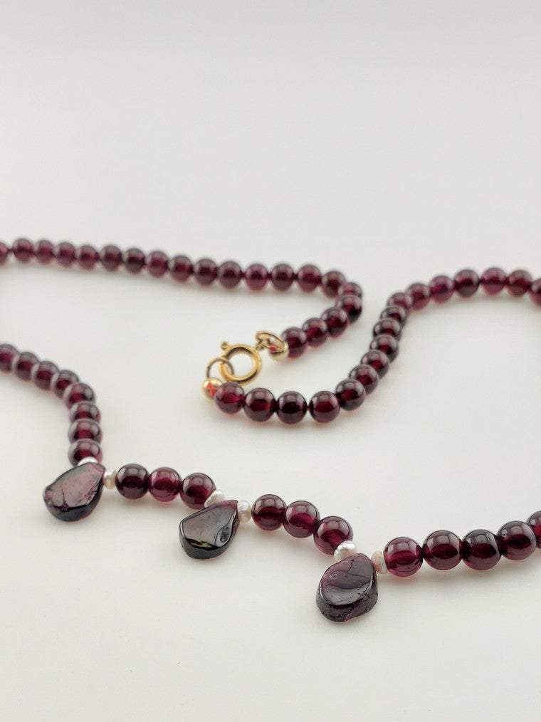 GF Garnet Bead Strand