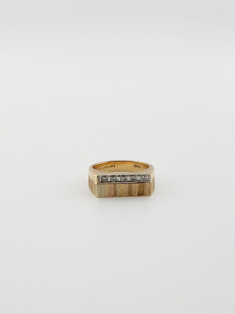 Diamond Bar Signet