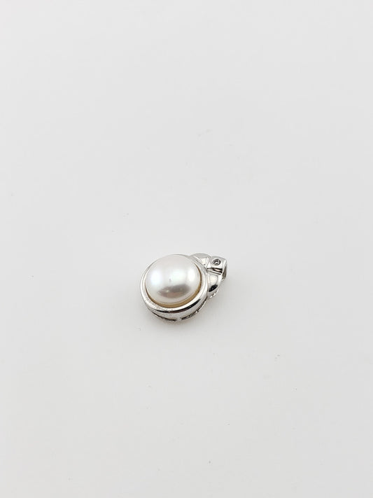 10MM Pearl Pendant