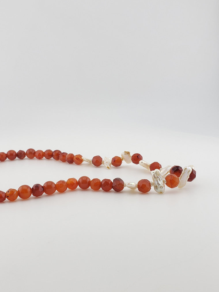 Faceted Carnelian and Finger Pearl Strand