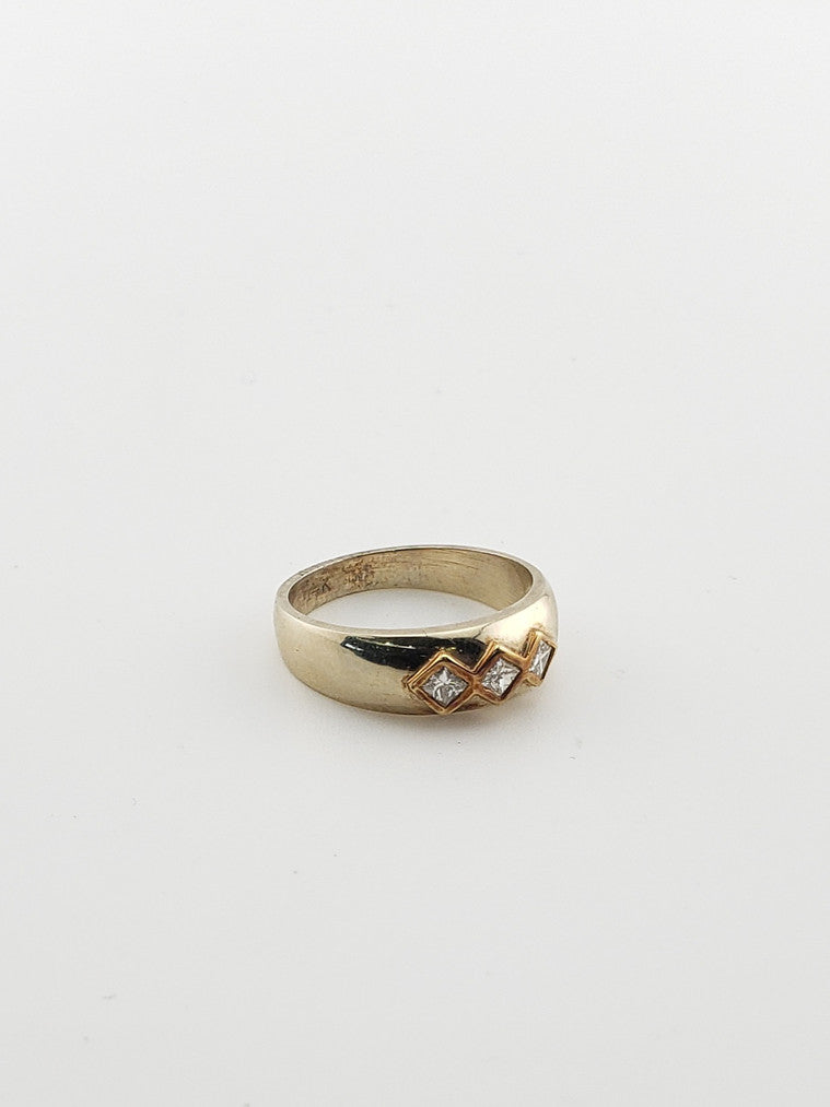 Three Diamond Ring