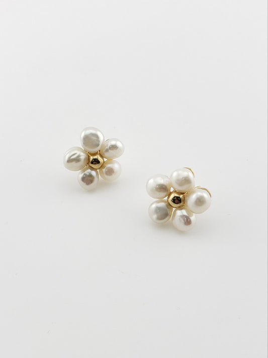 5 Petal Pearl Flower Studs