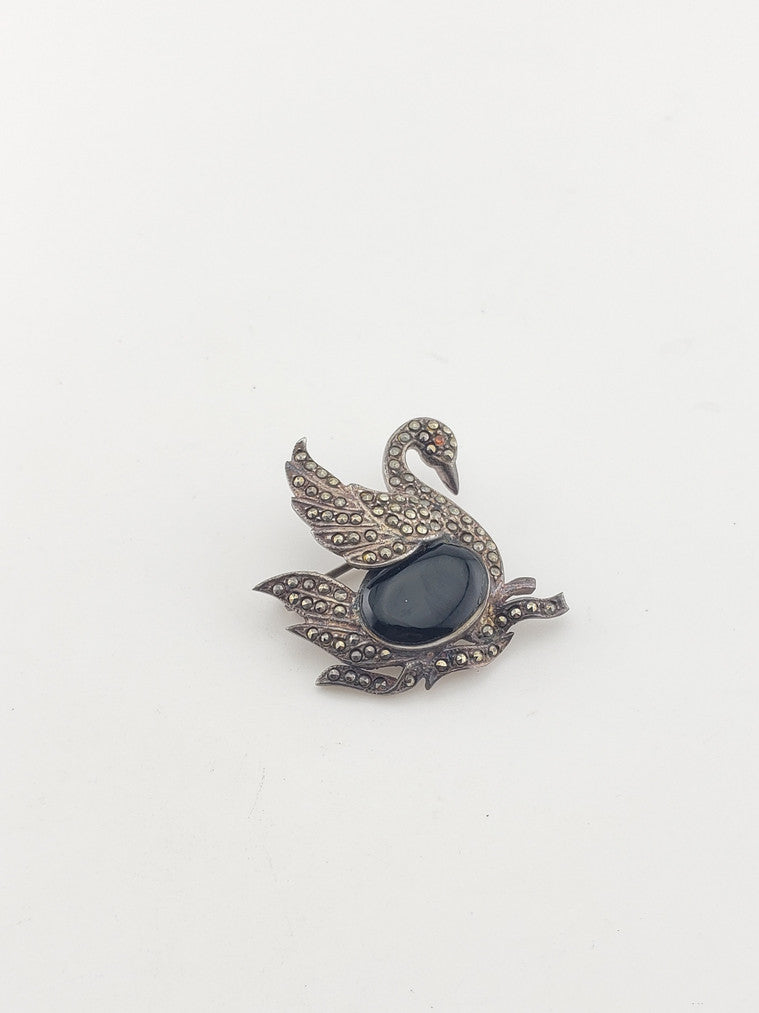 SS Swan w/ Black Onyx