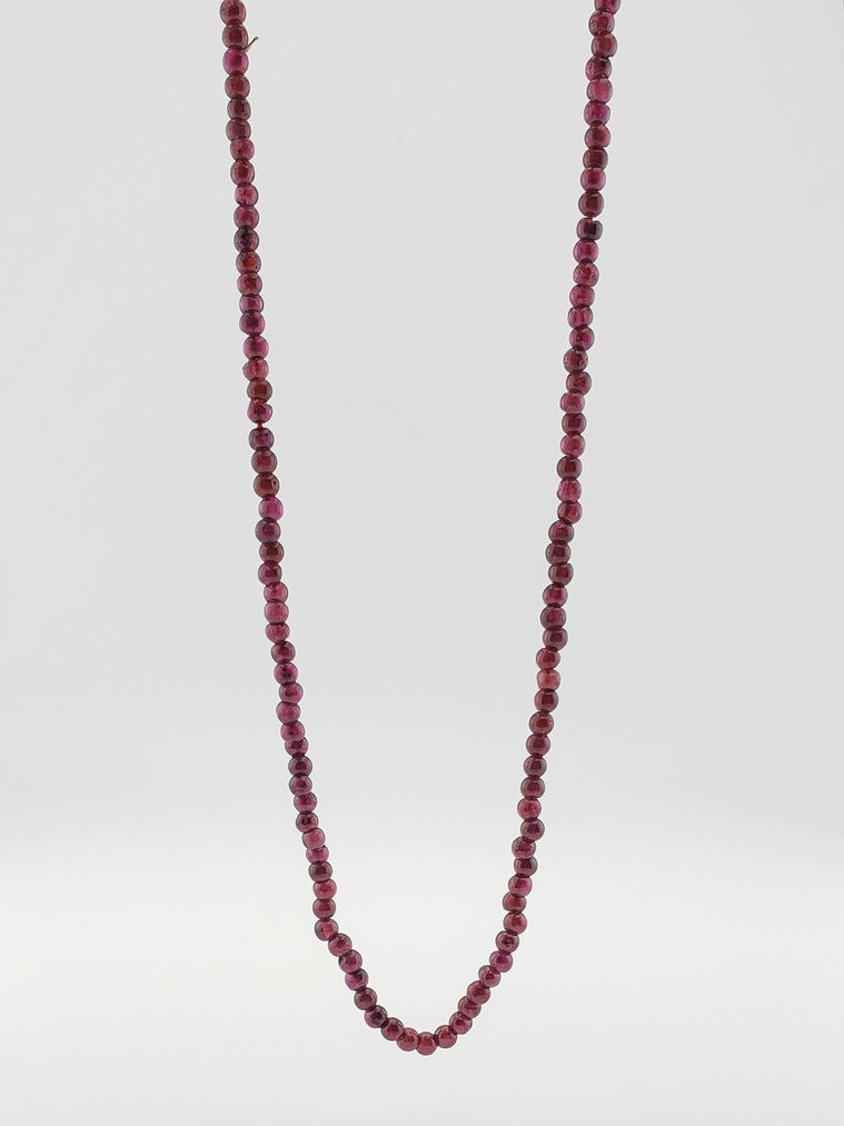 Mini Round Garnet Strand