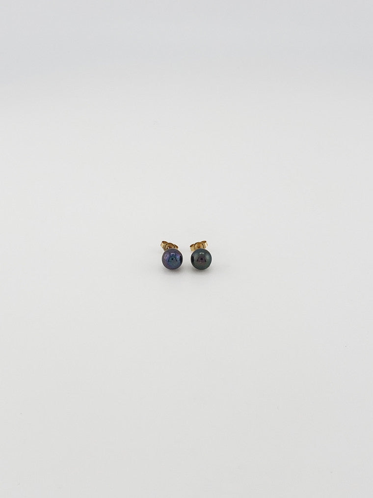 Pearl Studs- Black #8