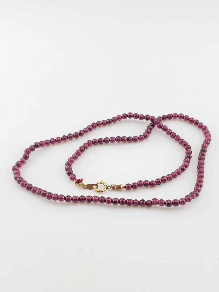 GF "Baby Bead" Garnet Strand