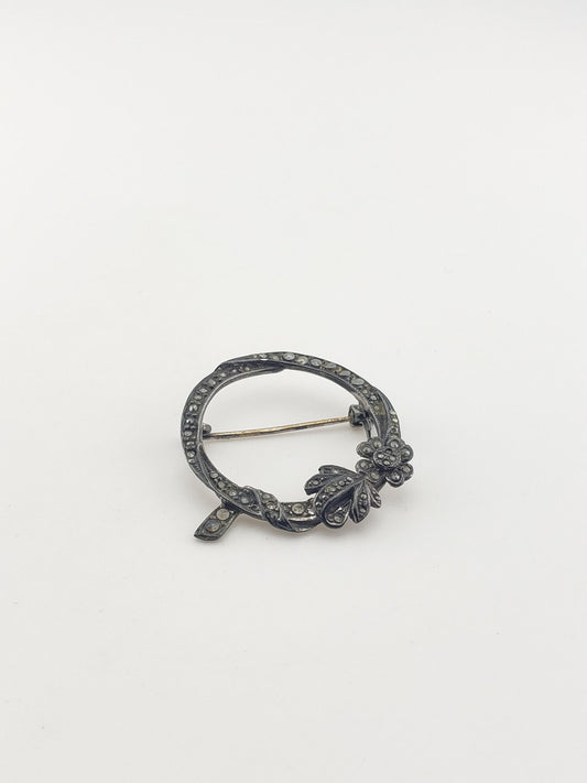 Silver "Circle" Marcasite Pin