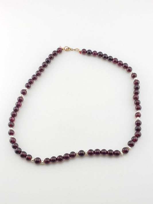 GF Garnet & Pearl Strand
