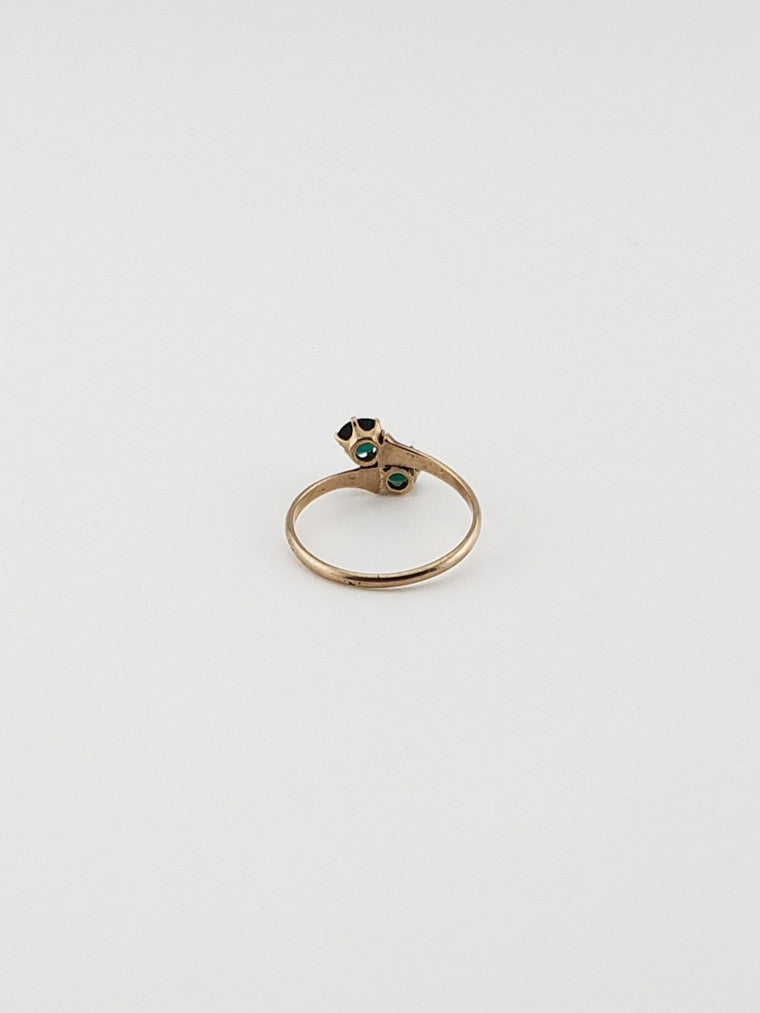 2 Emerald Stone Ring