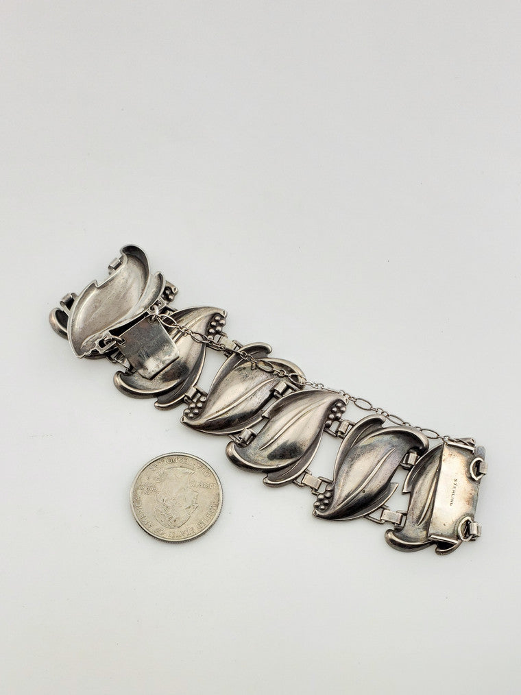 Vintage Art Nouveau SS Repousse Bracelet