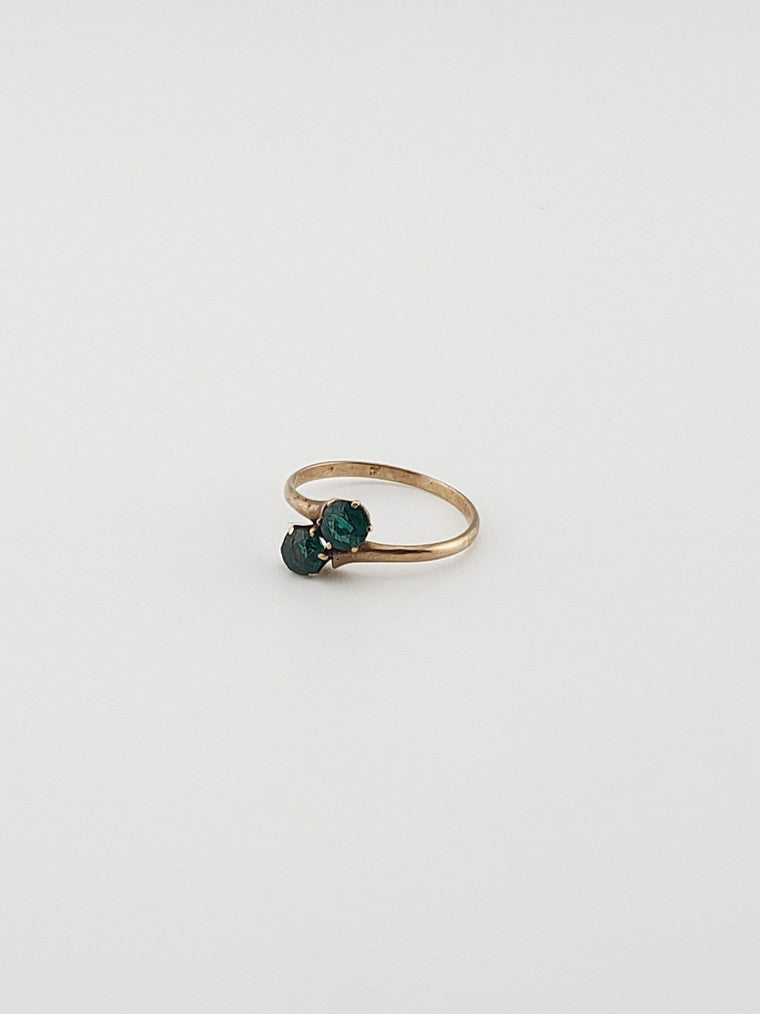2 Emerald Stone Ring