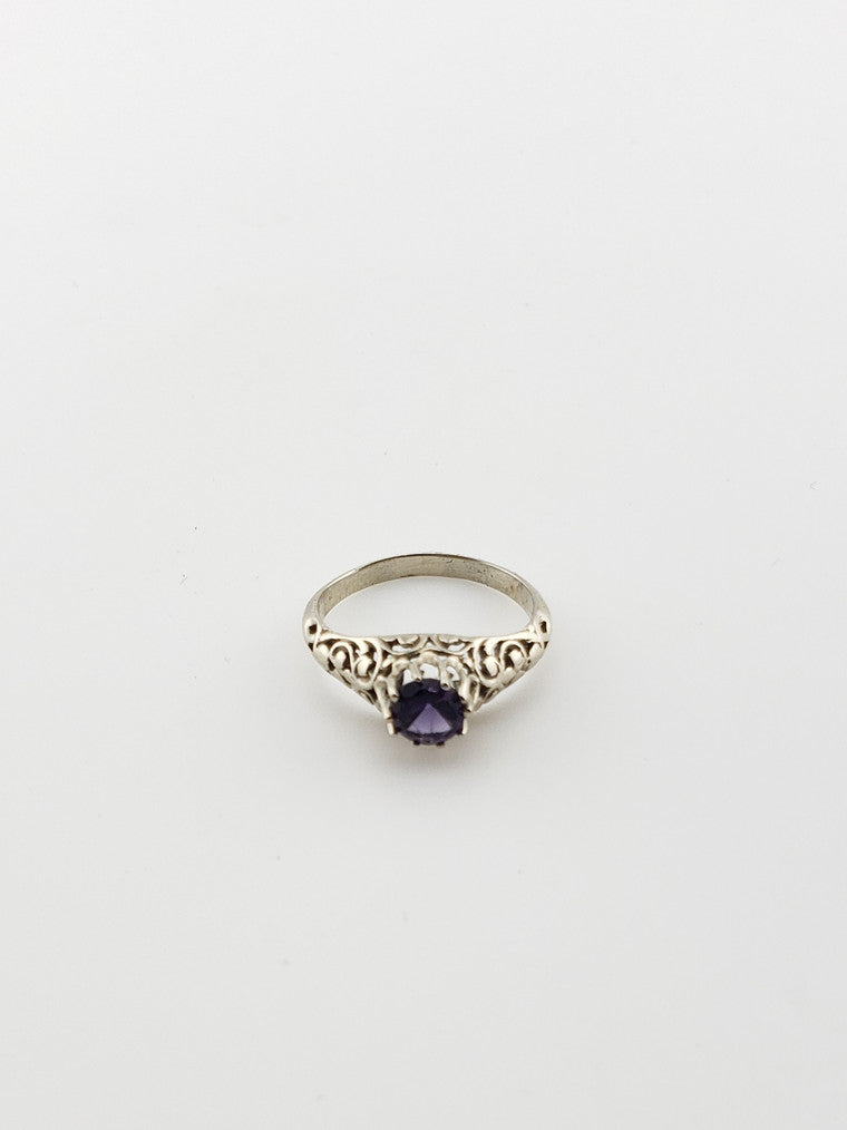 Round Amethyst Filigree Ring