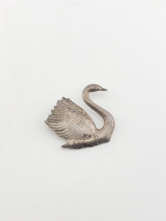 Silver Swan Pin