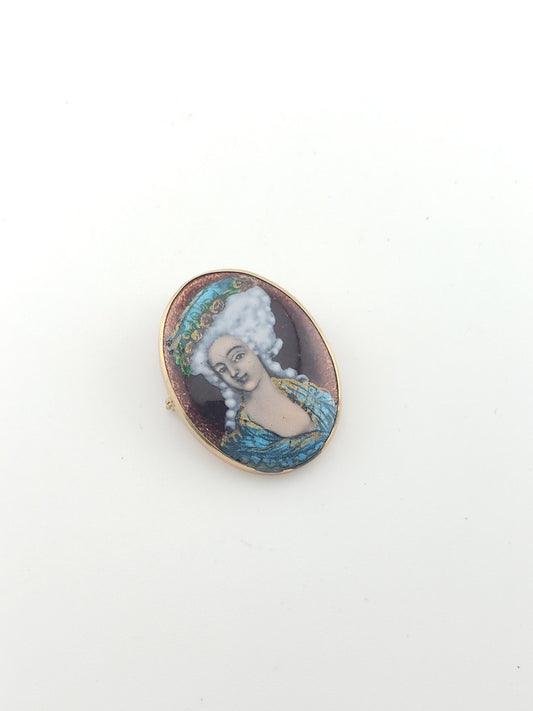 Napoleonic Lady Pendant