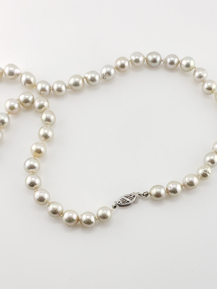 Pearl Strand #40- Silver