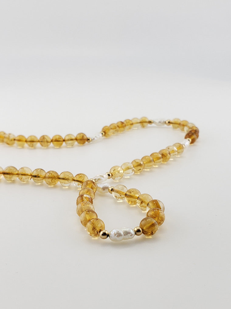 Round Citrine & Pearl Strand 25"