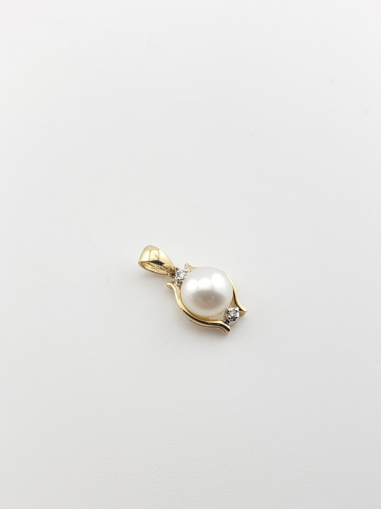 Pearl and Diamond Enhancer Charm