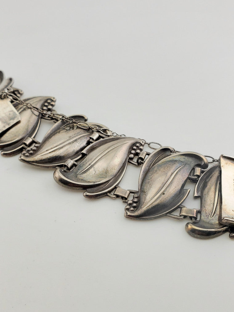 Vintage Art Nouveau SS Repousse Bracelet