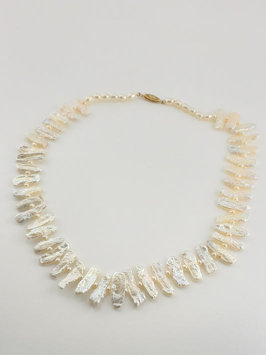 Pearl Strand #23 - Finger Pearl