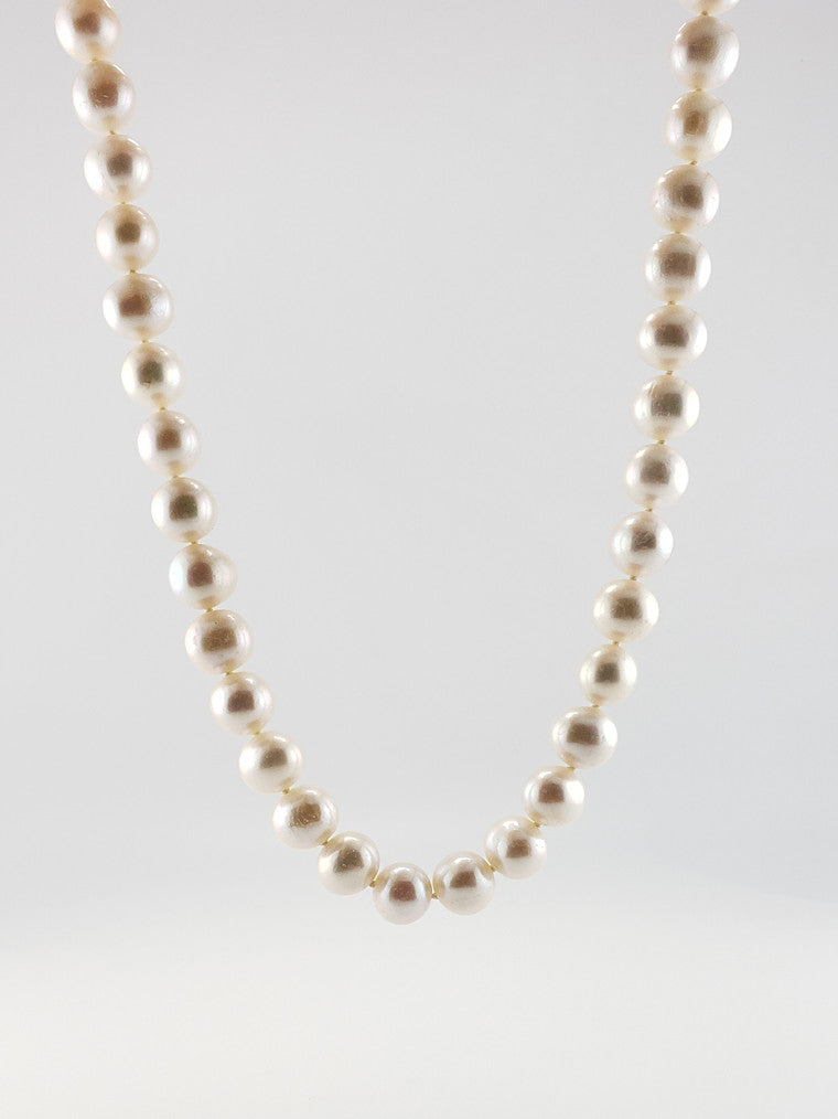 Pearl Strand #38- White
