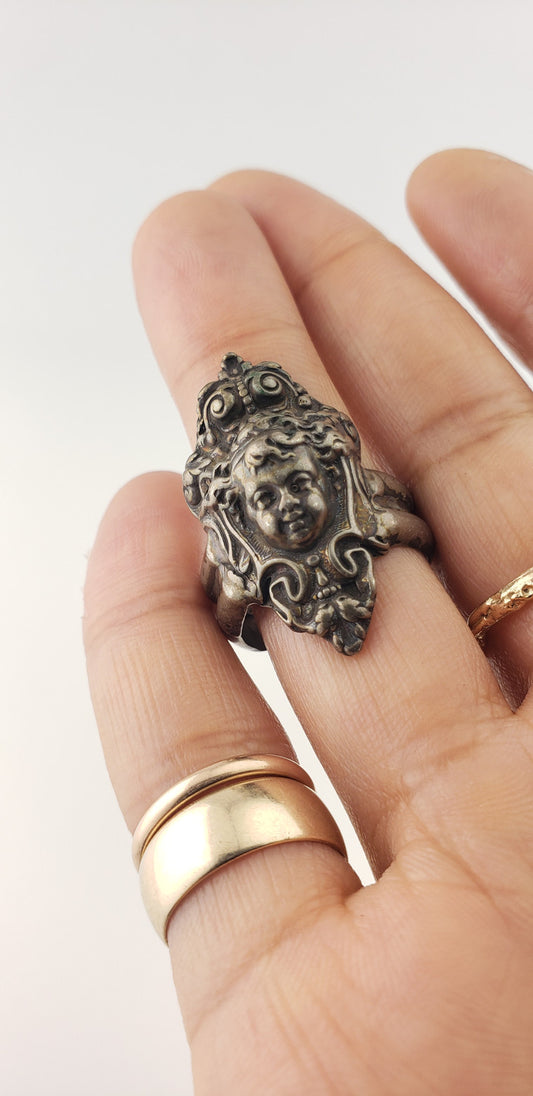 Vintage Art Nouveau Woman Ring