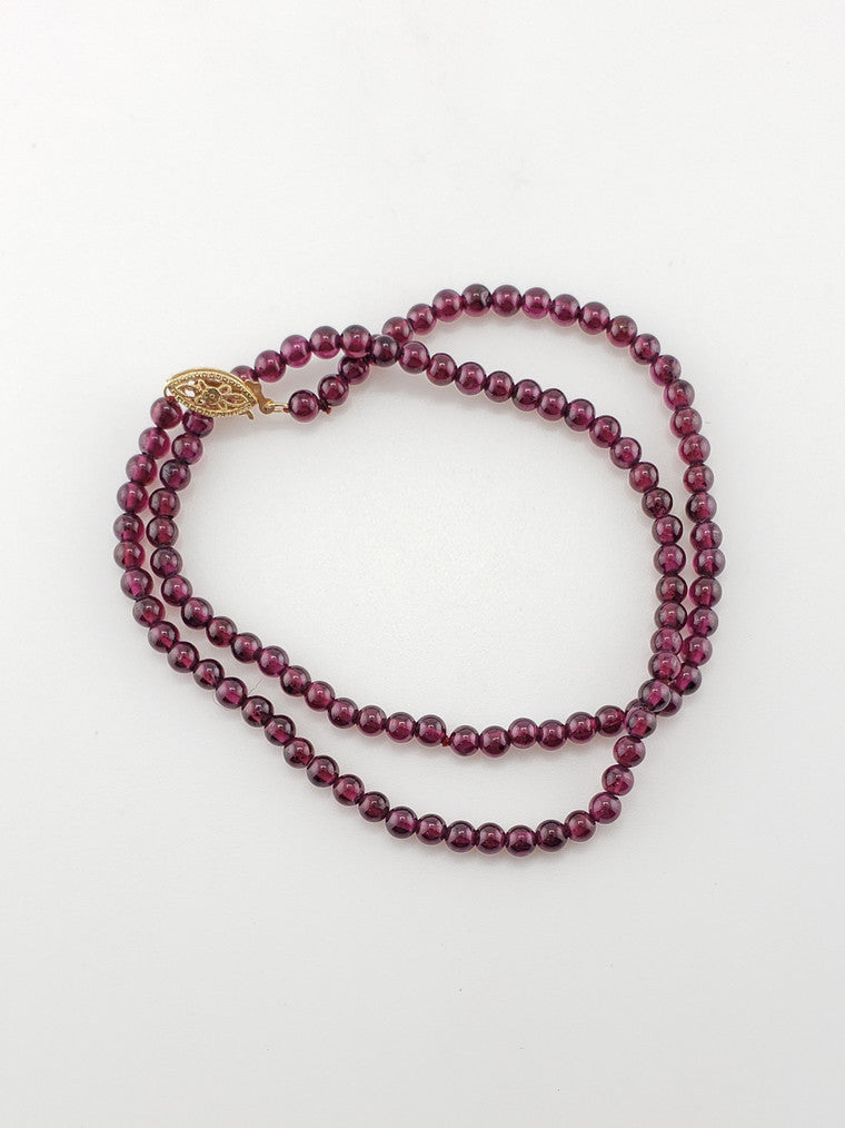 Round Garnet Strand 16"