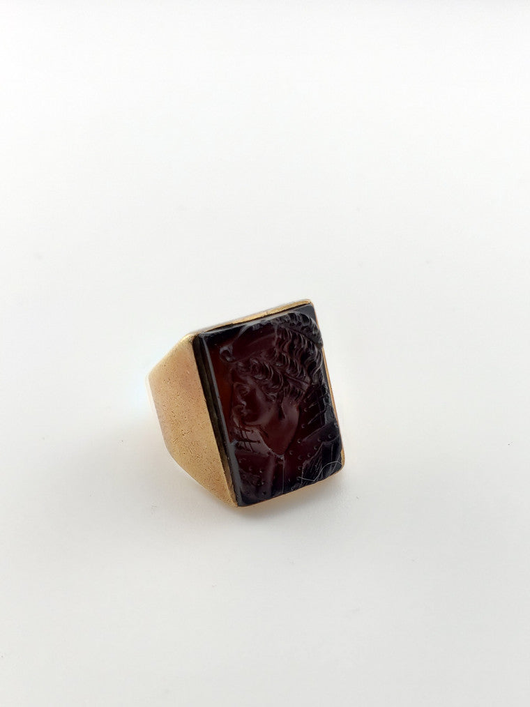 Left Facing Cameo Ring